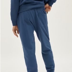 EUC Everlane men’s track joggers/sweatpants size small